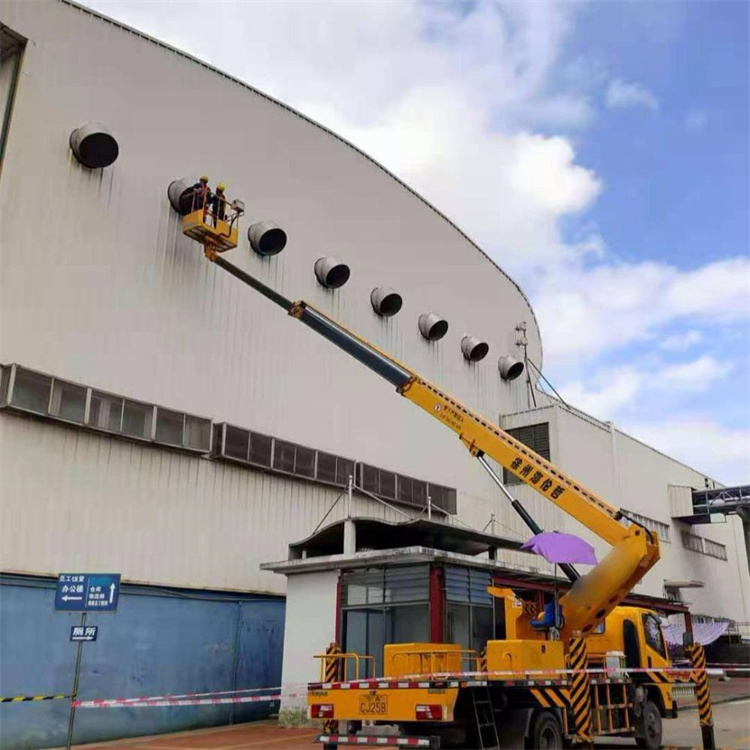 蕉岭高空作业车出租服务：专业广告牌安装解决方案