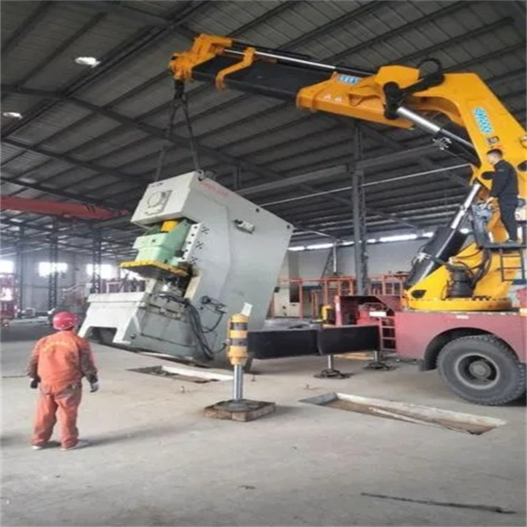 蕉岭80吨折臂吊车出租附近电话