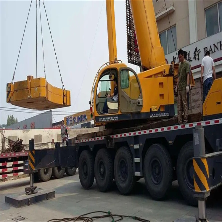 蕉岭当地吊车出租|机器吊装|75吨|工厂搬迁服务